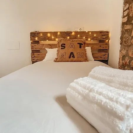 Bed & Breakfast El Mas Benet *