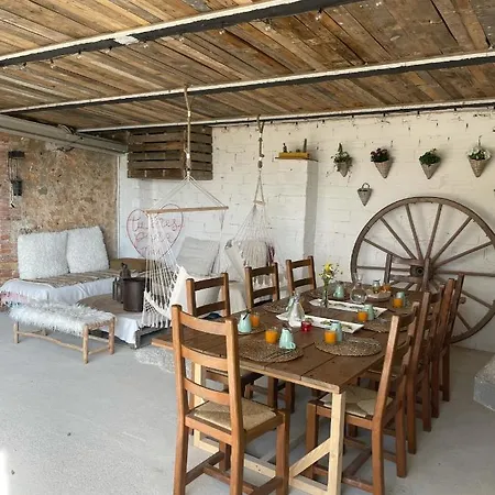 Bed & Breakfast El Mas Benet *